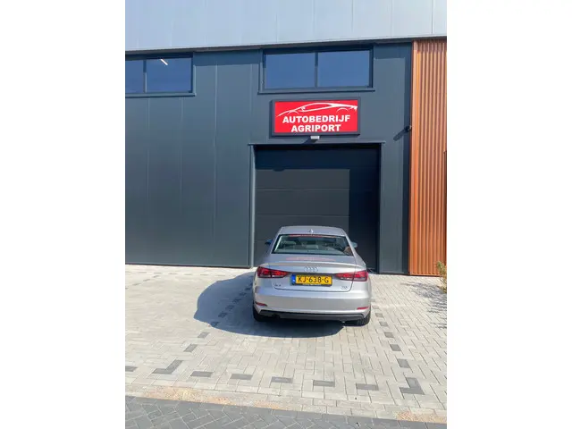 Audi A3 Limousine 1.6 TDI Attraction Pro Line 2015 Diesel 2