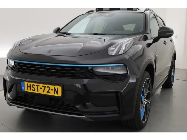 Lynk & Co 01 1.5 2023 Hybride Benzine 25