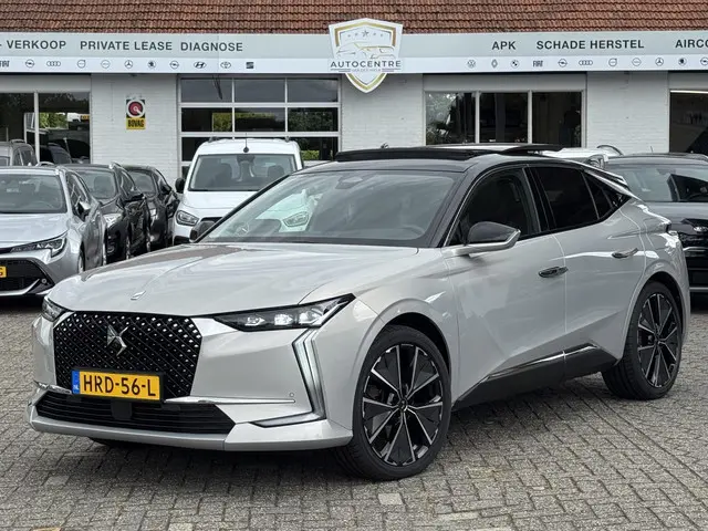 DS DS 4 E-Tense La Première 2022 Hybride Benzine 2
