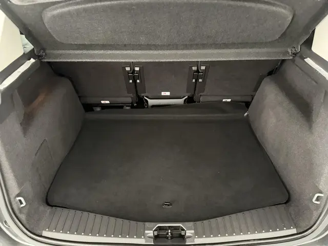 Ford C-MAX 1.5 Titanium 2017 Benzine 25