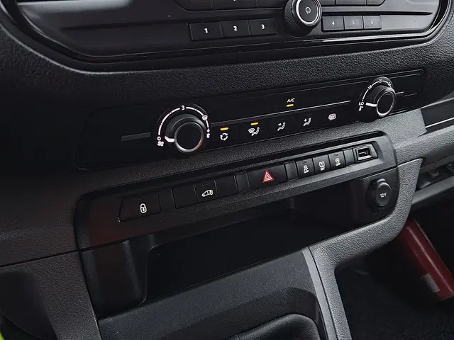 Peugeot Expert 2.0 2017 Diesel 9