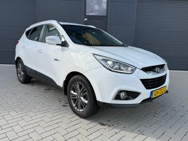 Hyundai ix35 1.6i GDI Go! 2015 Benzine 3