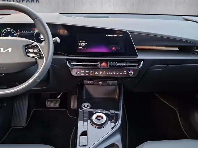 Kia Niro 1.6 GDi PHEV DynamicLine 2024 Hybride Benzine 13