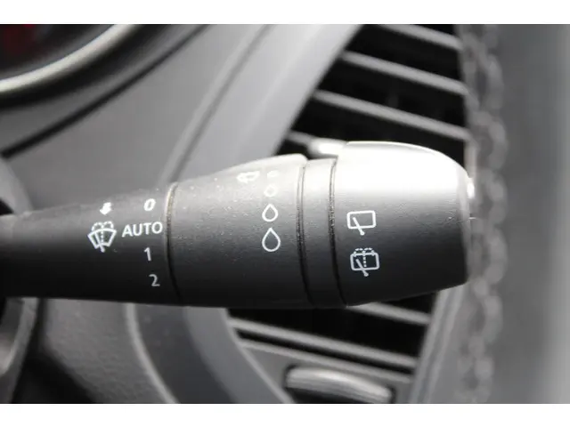 Renault Captur 1.3 EDC Intens 150 AUTOMAAT 2019 Benzine 36