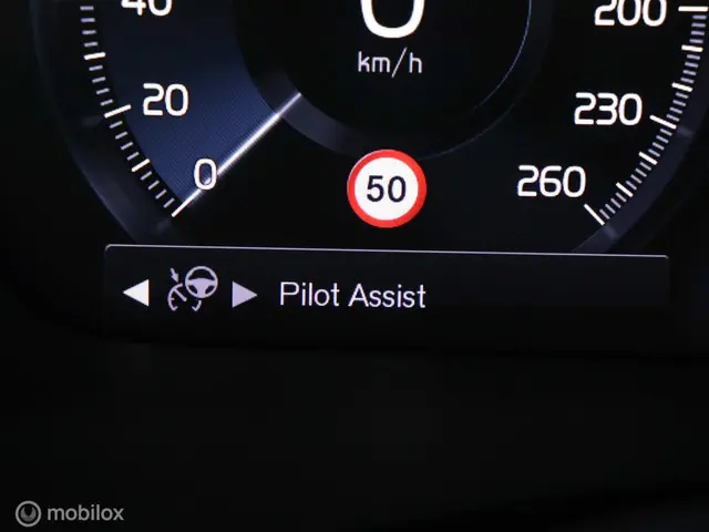 Volvo XC40 2.0 T4 R-Design 2019 Benzine 18