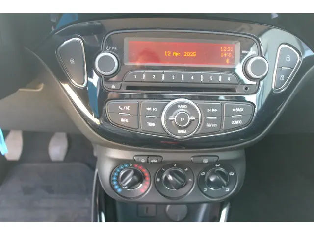 Opel ADAM 1.2 Slam Rood/Zwart Cruise , Airco , 2014 Benzine 11