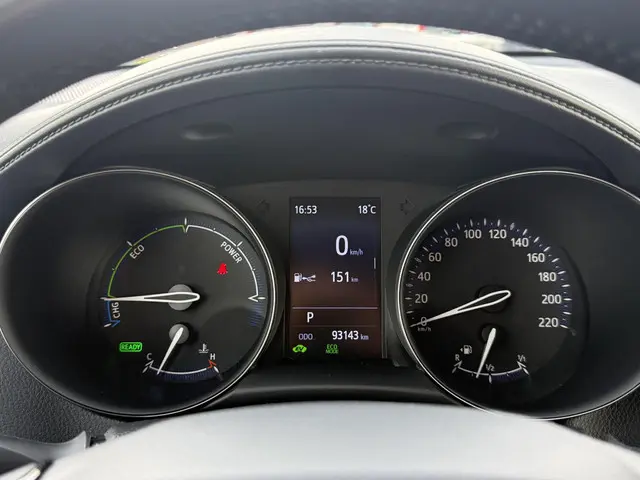 Toyota C-HR 2.0 Hybrid Bi-Tone 2020 Hybride Benzine 18