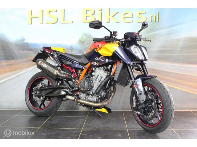 KTM 890 Duke R ABS Red Bull Verstappen 2022 Benzine 11
