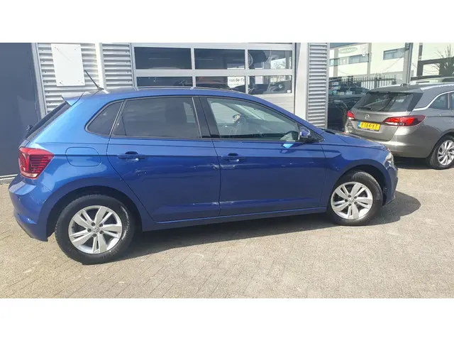 Volkswagen Polo 1.0 TSI Beats 2018 Benzine 8
