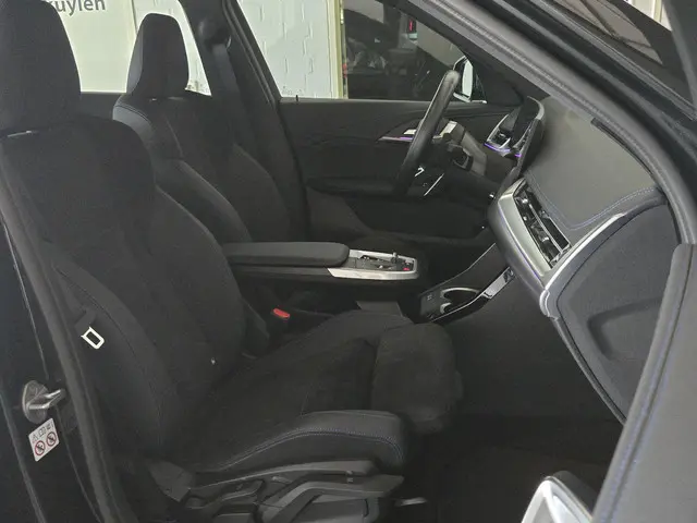 BMW X1 xDrive25e 2023 Hybride Benzine 5