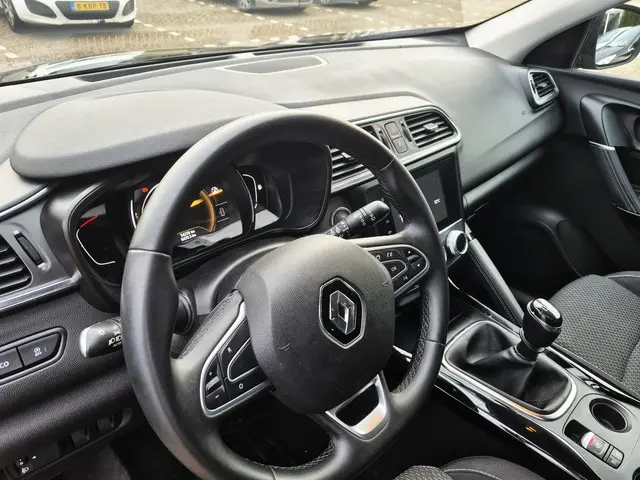 Renault Kadjar 1.3 TCe Equilibre TREKHAAK 2022 Benzine 19
