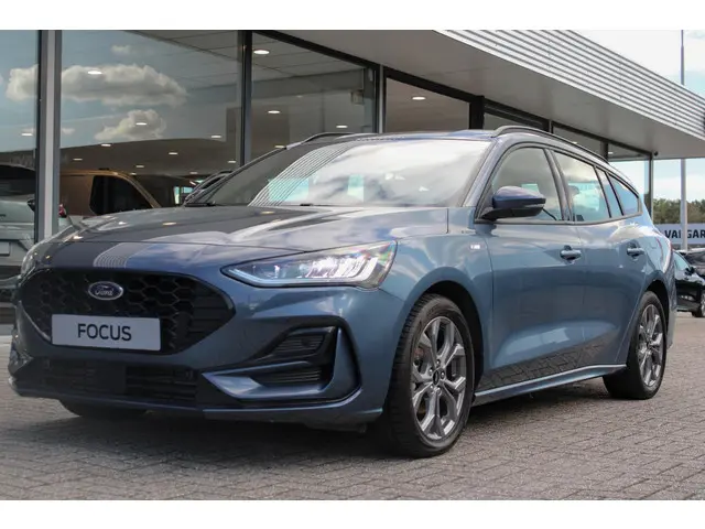 Ford Focus 1.0 EcoBoost Hybrid ST Line 2023 Benzine 8