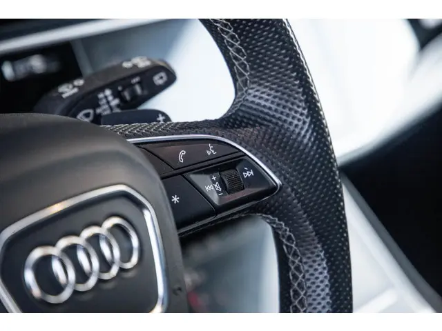 Audi Q7 SQ7 S-Line Grijs kenteken 2020 Diesel 24