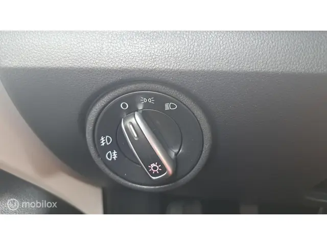 SEAT Mii 1.0 Sport Dynamic 2015 Benzine 19