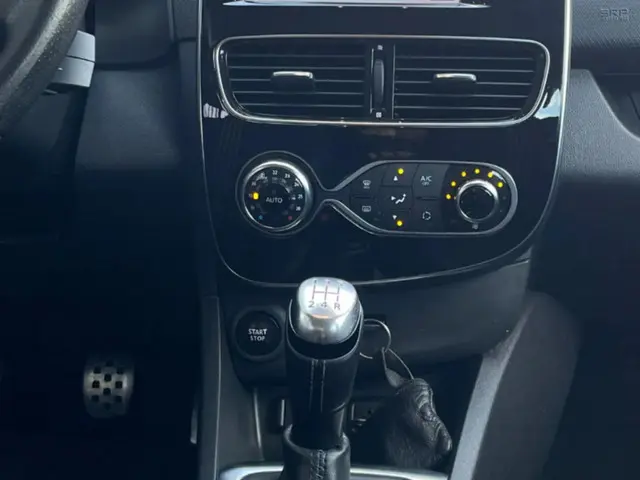 Renault Clio Estate 0.9 TCe Intens GT-Line 2019 Benzine 9