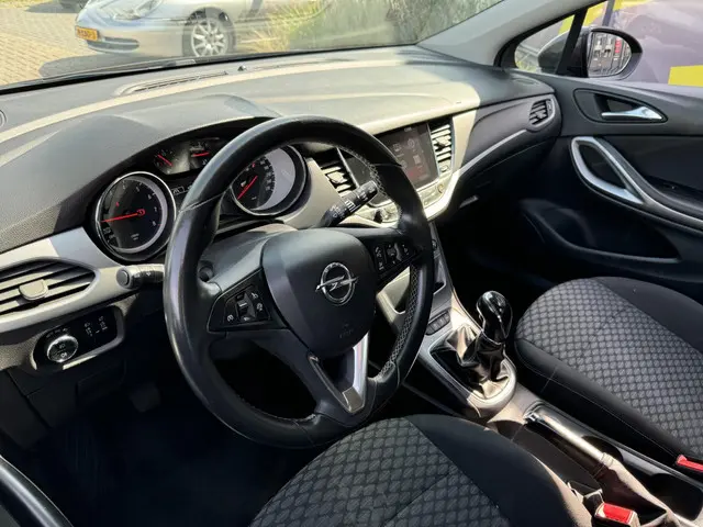 Opel Astra 1.0 Online Edition 2017 Benzine 12