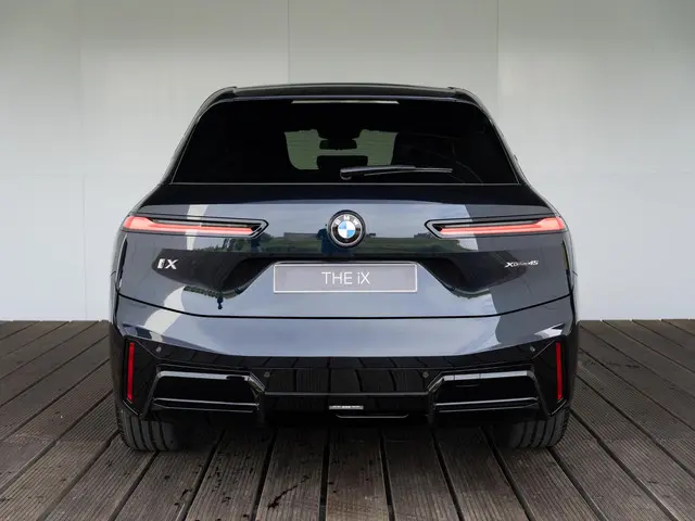 BMW iX xDrive45 2025 Elektrisch 5