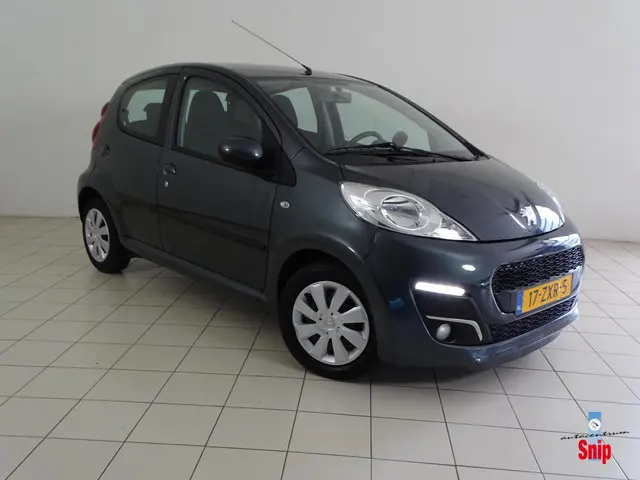 Peugeot 107 1.0 Active 2013 Benzine 13