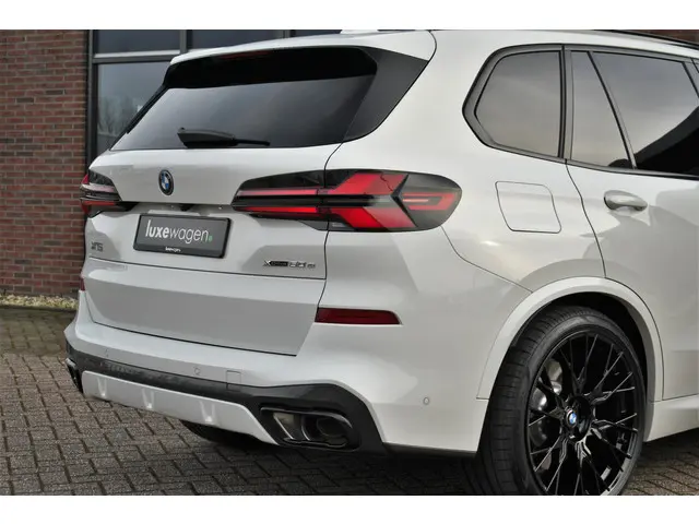 BMW X5 xDrive50e M-Sport 2023 Hybride Benzine 22