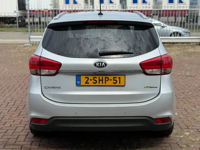 Kia Carens 2.0 GDi Business Pack Export 2013 Benzine 4