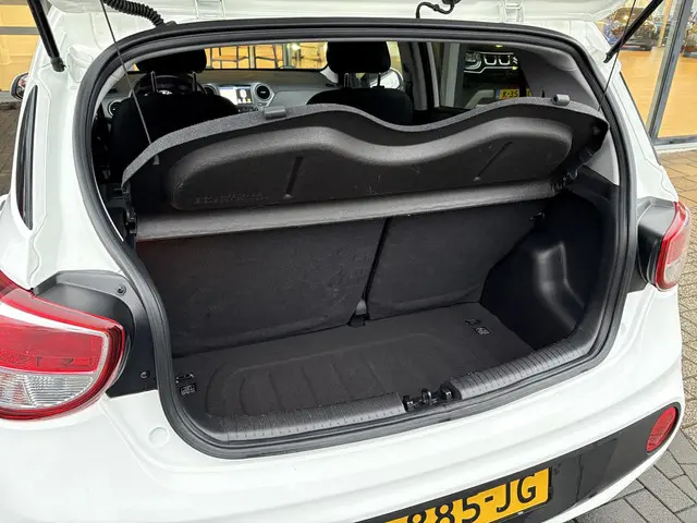 Hyundai i10 1.0i Premium 2019 Benzine 8