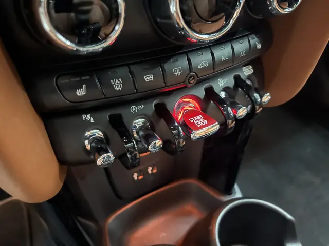 MINI Cooper Mini 2.0 John Works Chili 2019 Benzine 31