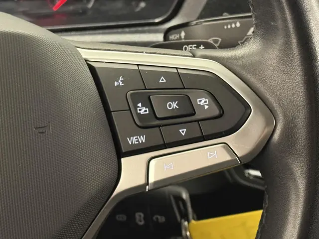 Volkswagen Caddy Cargo Maxi 2.0 TDI Style 2023 Diesel 18