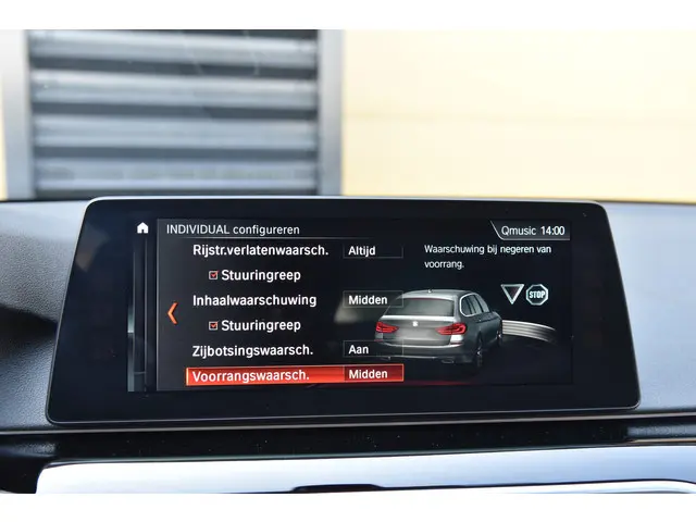 BMW 5 Serie Touring 520i High Executive 2017 Benzine 30