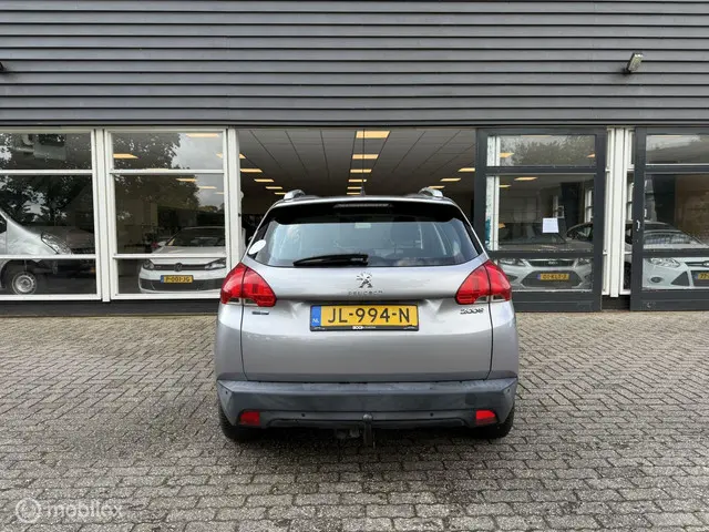 Peugeot 2008 1.2 PureTech Blue Lion 2016 Benzine 7