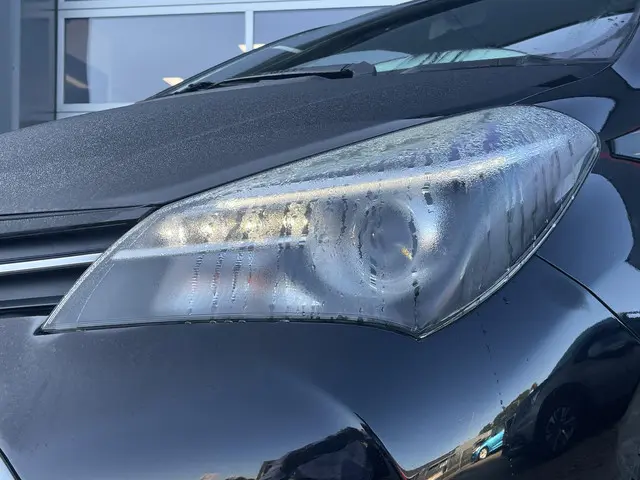 Toyota Yaris 2