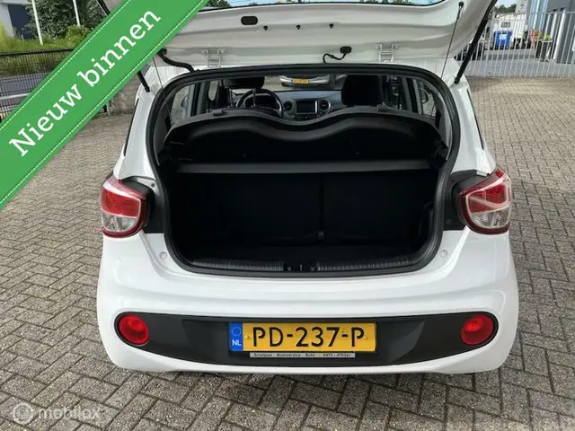 Hyundai i10 1.0i Comfort 2017 Benzine 8
