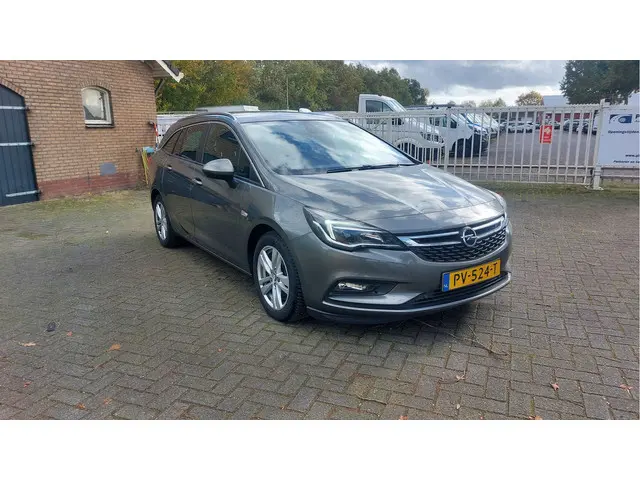 Opel Astra Sports Tourer 1.6 CDTI Business+ 2017 Diesel 4