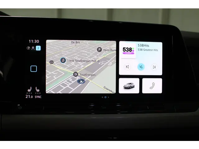 Volkswagen Golf 1.5 TSI Life Business 2021 Benzine 15