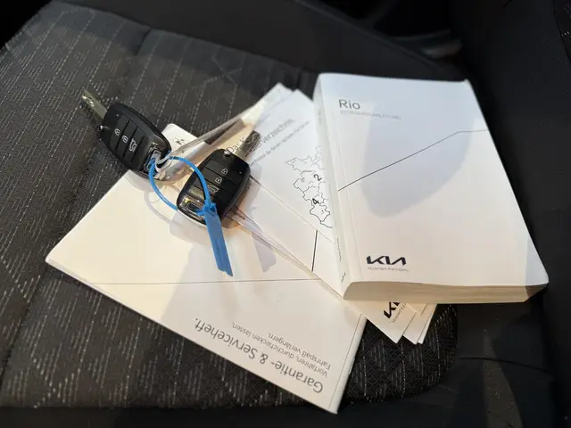 Kia Rio 1.2 CVVT ComfortLine 2023 Benzine 18