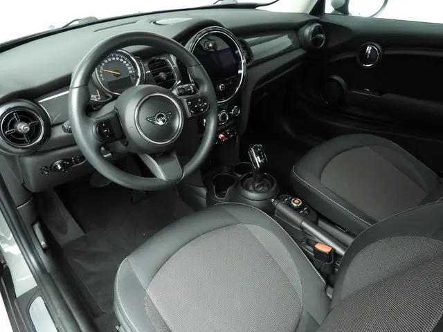 MINI 3-Deurs One 2021 Benzine 6