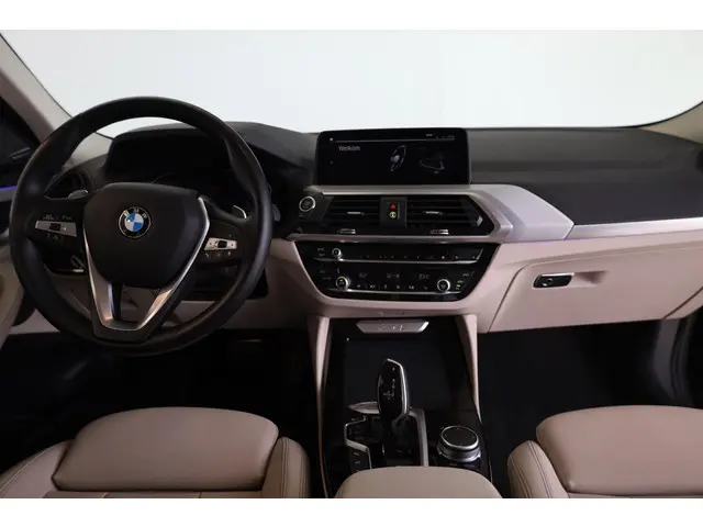 BMW X4 xDrive20i 2021 Benzine 9