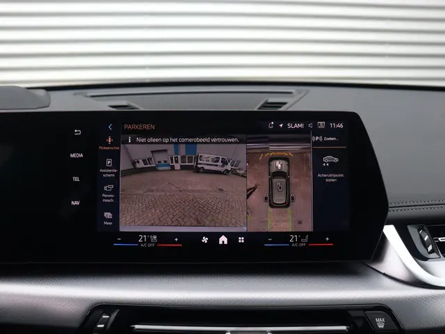 BMW X1 xDrive23i 2025 Benzine 26