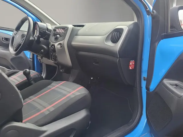 Peugeot 108 1.0 e-VTi Active 2015 Benzine 17