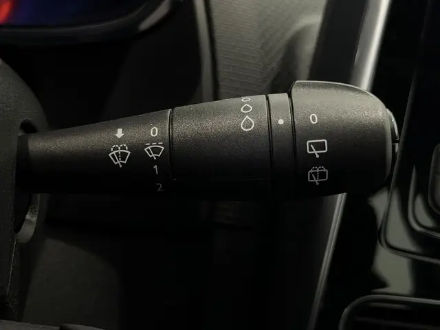 Renault Clio Estate 0.9 TCe 90 Life 2019 Benzine 31