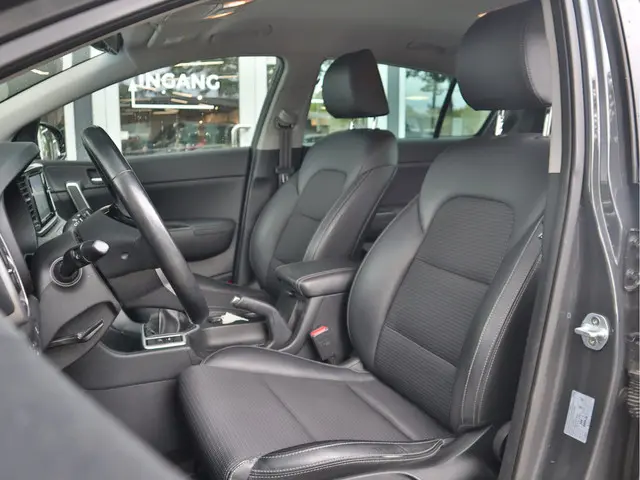 Kia Sportage 1.6 GDI DynamicPlusLine 2019 Benzine 24