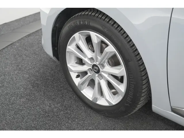 Renault Clio TCe 90 Evolution 2024 Benzine 22