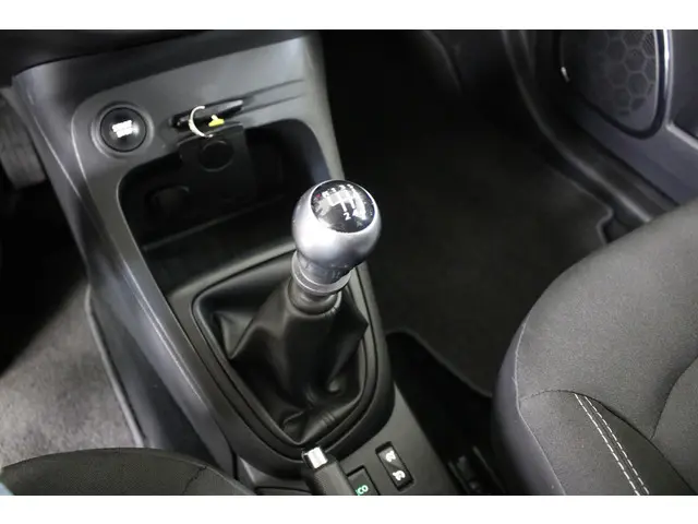 Renault Captur 1.2 TCe Limited 120 PK. 2017 Benzine 25