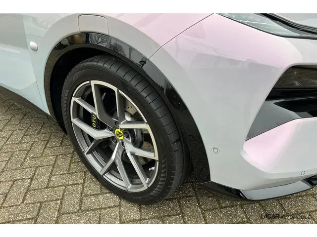 Lotus Eletre EDS 450 S 4WD 112 kWh 2023 Elektrisch 40