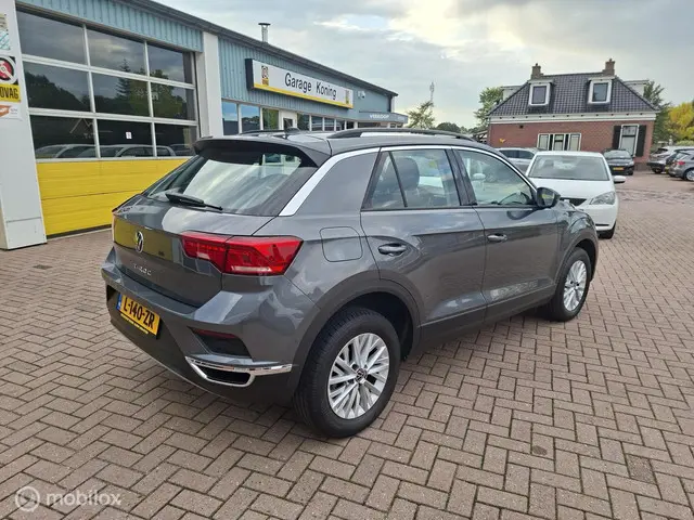Volkswagen T-Roc 1.0 TSI Style Business 2021 Benzine 3