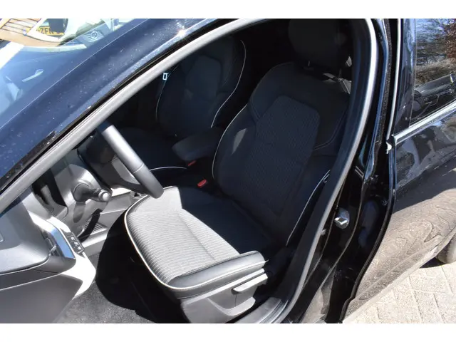 Renault Clio 1.0 TCe 90 Techno 2023 Benzine 14