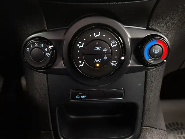 Ford Fiesta 1.0 Style 2015 Benzine 10