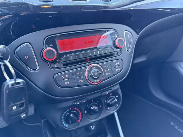 Opel Corsa 1.4 Edition 2015 Benzine 23