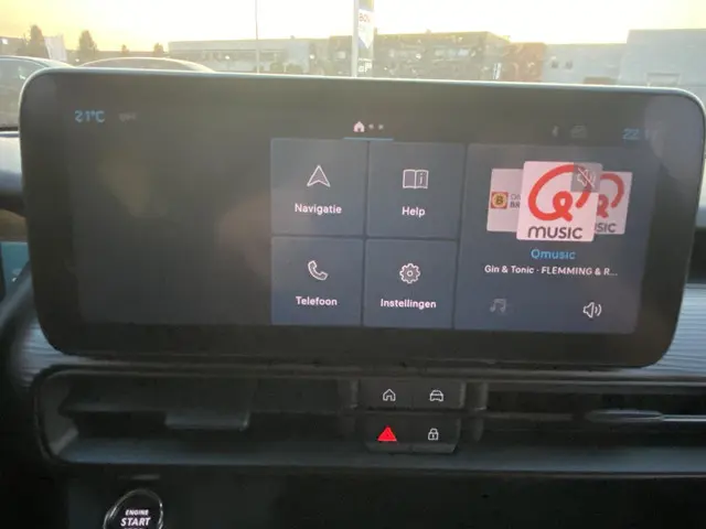 Jeep Avenger Longitude 54 kWh 2024 Elektrisch 18