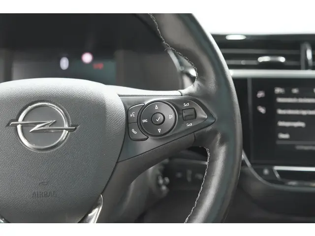 Opel Corsa 1.2 Turbo 100 Ultimate 2023 Benzine 35