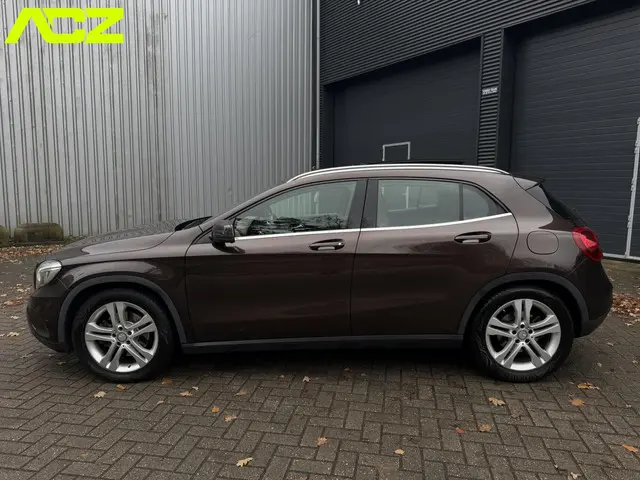 Mercedes-Benz GLA 3